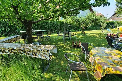 Ferienwohnung mit Garten, Grillmöglichkeit un