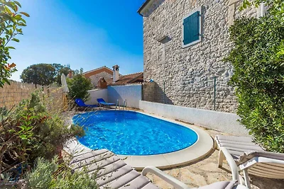 Ferienhaus mit Klimaanlage und Pool