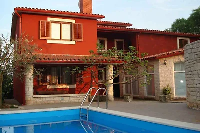 Einfach eingerichtete Ferienwohnung Jasen in