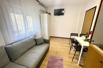 Ferienwohnung mit Terrasse und Klimaanlage