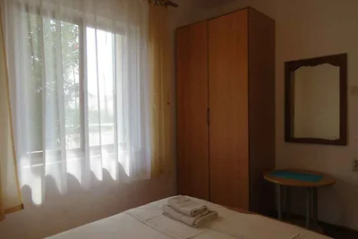 Gemütliche Ferienwohnung Ines in Novalja auf 