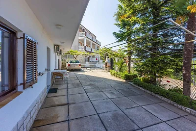 Studio mit Terrasse und Klimaanlage