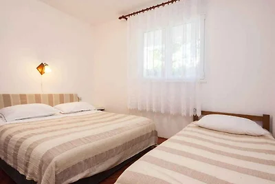 Apartment für bis zu 5 Personen mit Terrasse,