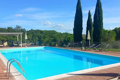 Ferienwohnung mit Pool und WLAN