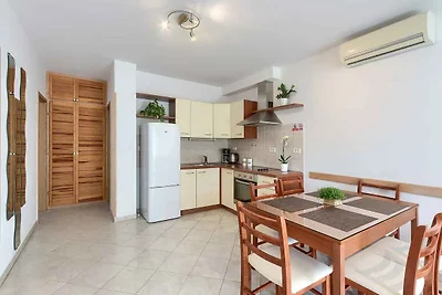 Ferienwohnung mit Balkon und Klimaanlage