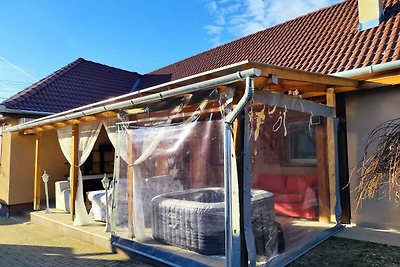 Ferienhaus mit WLAN, Whirlpool, Infrasauna, P