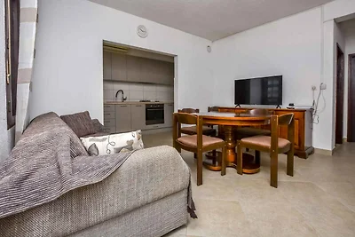 Ferienwohnung mit Balkon und Meerblick