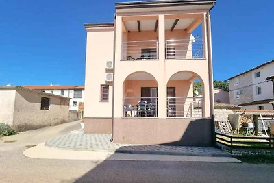 Ferienwohnung mit Balkon und Klimaanlage