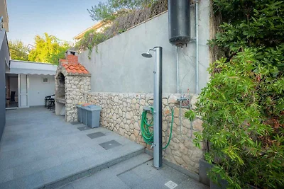 Gemütliche Ferienwohnung Natasa in Seget Vran