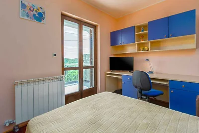 Ferienwohnung mit Klimaanlage und Balkon