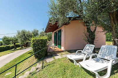 Bungalow mit Terrasse, Klimaanlage und Pool