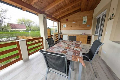 Ferienhaus mit Aussenküche, WLAN und