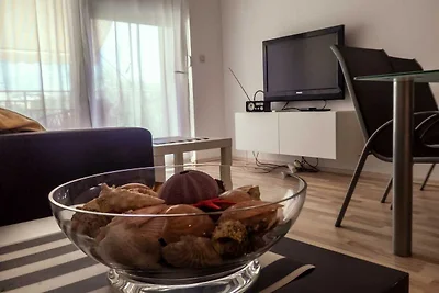 Ferienwohnung mit Klimaanlage und Balkon