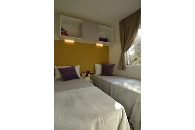 Mobilehome mit Terrasse, Pool und Klimaanlage