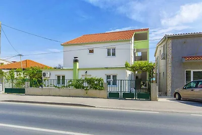 Ferienwohnung mit Balkon und Meerblick