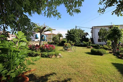 Ferienwohnung mit grossem Garten