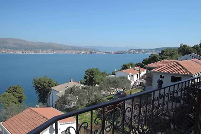 Appartamento Vacanza con famiglia Okrug Gornji
