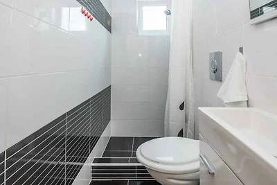 Ferienwohnung mit Klimaanlage und Balkon