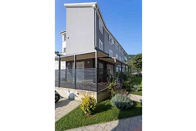 Ferienwohnung mit Klimaanlage und Terrasse