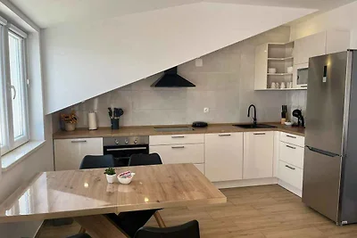 Charmante Unterkunft Dobrila auf der Insel Hv