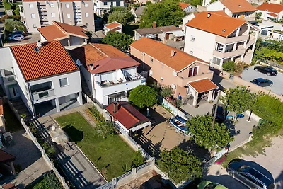 Ferienwohnung mit Balkon und Klimaanlage