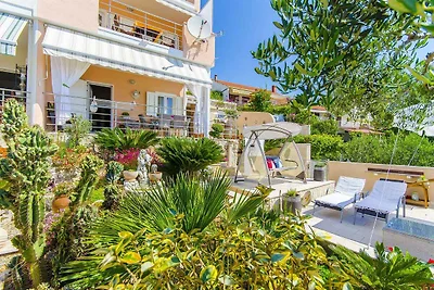 Appartamento Vacanza con famiglia Okrug Gornji