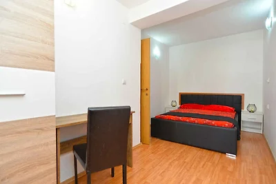 Ferienwohnung mit Klimaanlage und Balkon