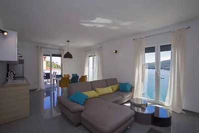 Ferienwohnung 100 m vom Strand mit Meerblick