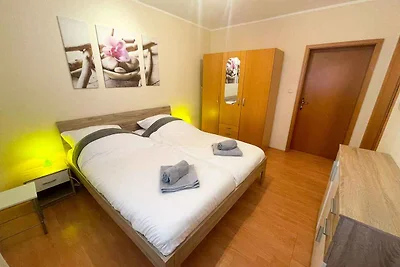 Ferienwohnung mit Terrasse und Klimaanlage