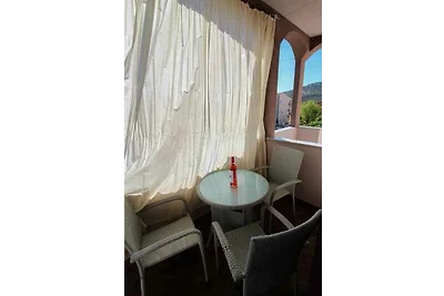 Ferienwohnung mit Balkon und Grill