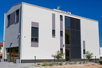 Ferienwohnung im ersten Stock mit Balkon