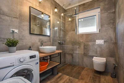 apartman za odmor Obiteljski odmor Turanj