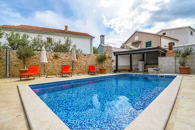 Ferienhaus mit Klimaanlage und Pool