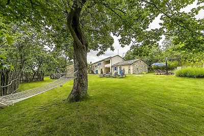 Villa mit Pool und Klimaanlage