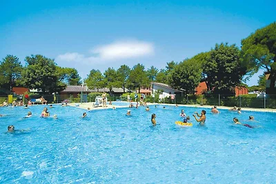 Ferienwohnung mit Klimaanlage und Balkon