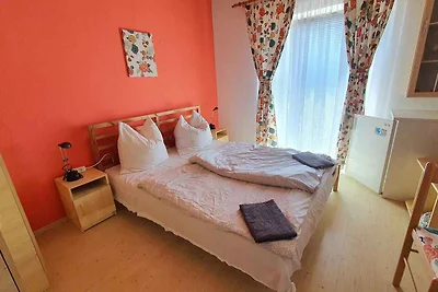 Ferienzimmer mit Pool Internet und