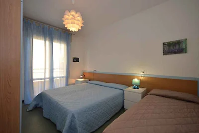 Ferienwohnung mit Klimaanlage und Balkon