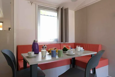 Mobilehome mit Klimaanlage, Terrasse und