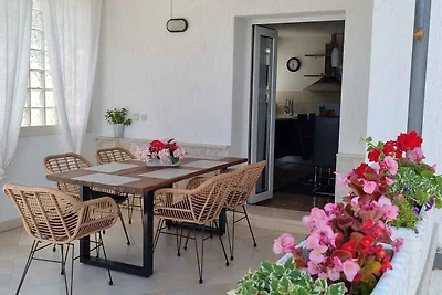 Ferienwohnung Mit Internet und Klimaanlage