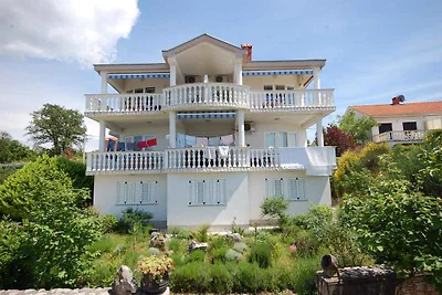 Ferienwohnung mit Balkon und Klimaanlage