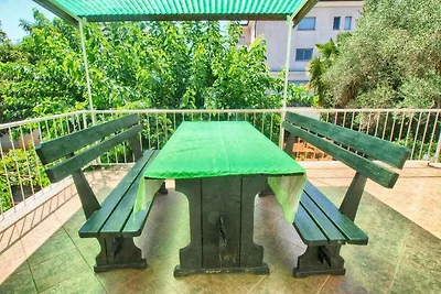 Ferienwohnung mit Klimaanlage und Terrasse