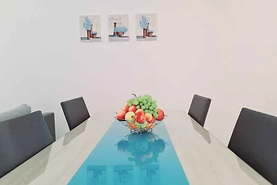 Ferienwohnung mit Blalkon und Klimaanlage