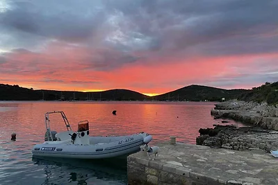 Ferienhaus mit Garten und Meerblick