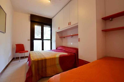 Ferienwohnung mit Klimaanlage, Balkon und