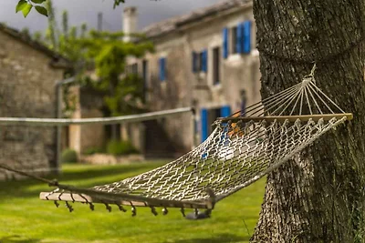 Villa mit Pool und Klimaanlage