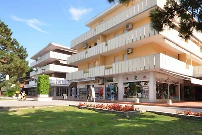 Ferienwohnung mit Klimaanlage und Balkon