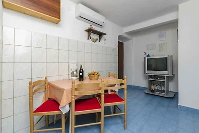 Ferienwohnung mit Terrasse und Meerblick