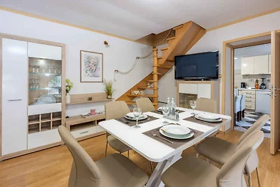 Ferienhaus mit Klimaanlage und Aussenpool