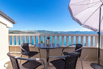 Ferienwohnung mit Balkon und Meerblick