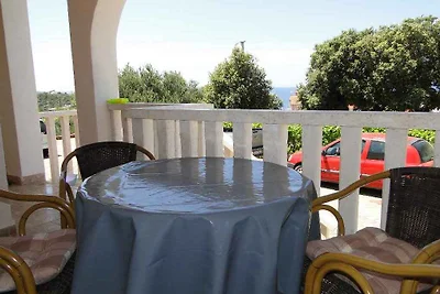 Ferienwohnung mit Terrasse und Meerblick